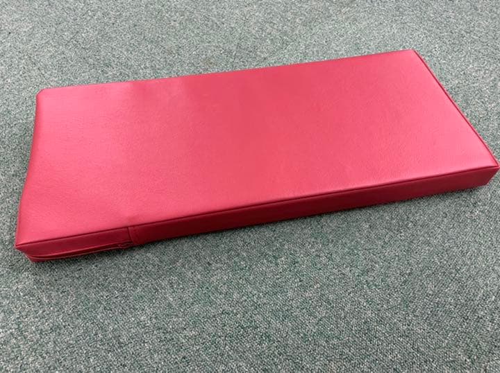 トレーニングマシン　補助クッション　オリジナル