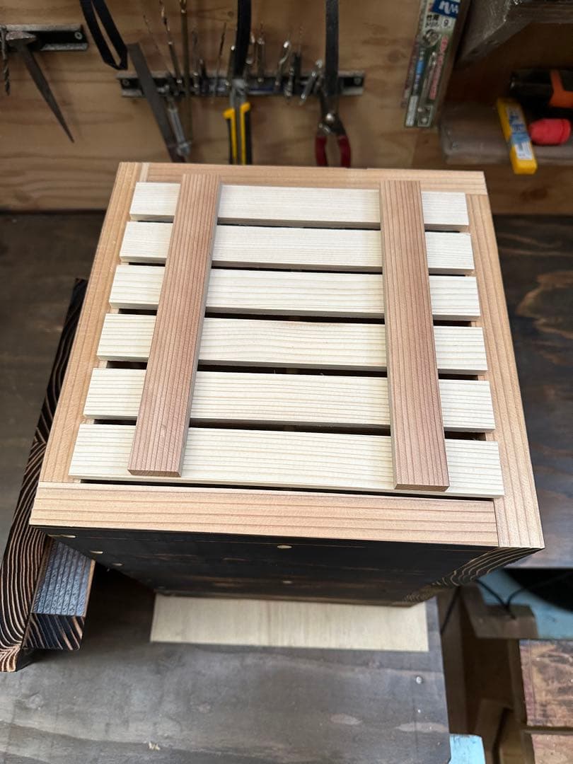 日本ミツバチ重箱式巣箱　捕獲飼育用