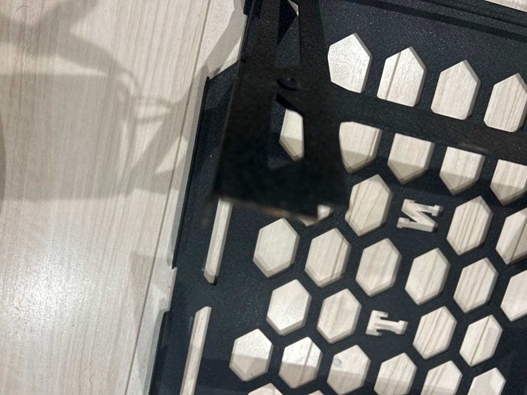 ネイチャートーンズ タートルラック サテンブラック 二個セット　ケース付き