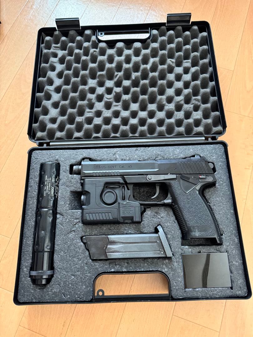 東京マルイ　SOCOM Mk23 固定ガスガン　ケース付き