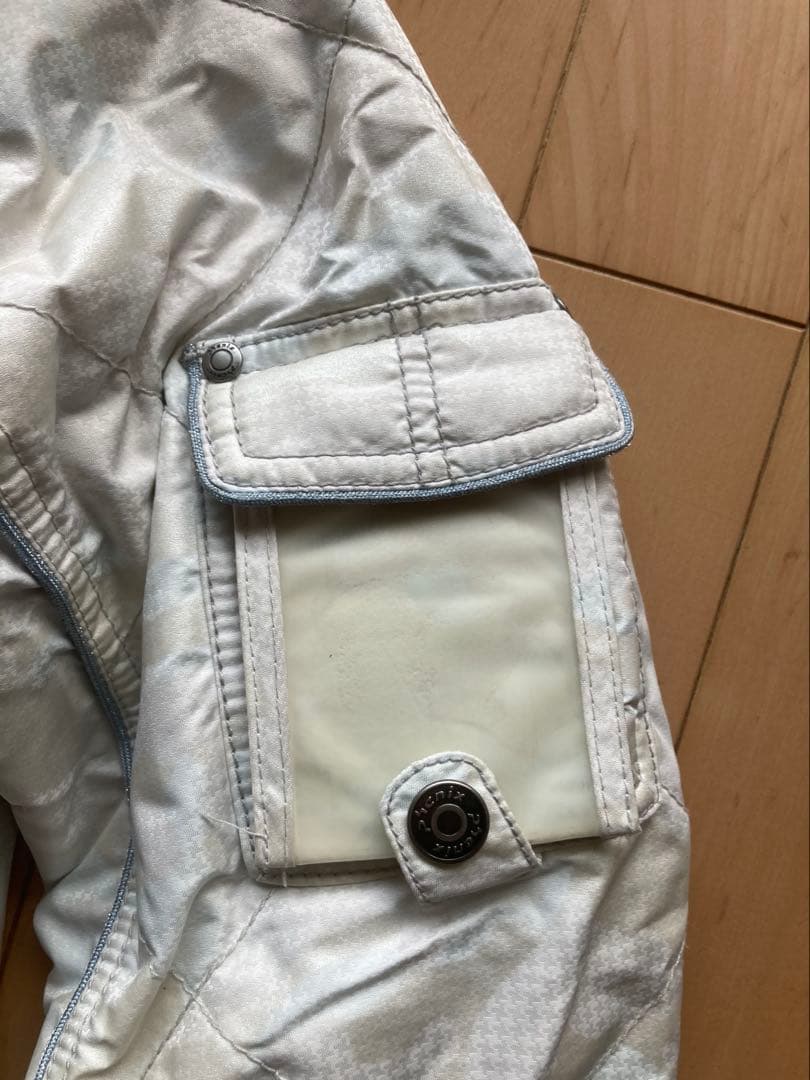 PHENIXジャケットとKiss mark のボトムスセット