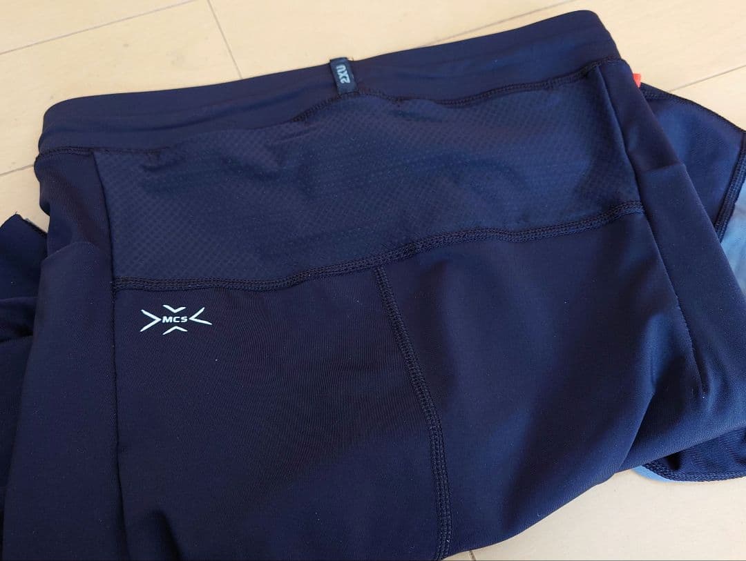 ライトスピード　リアクト　コンプレッションタイツ　2XU S　サイズXS