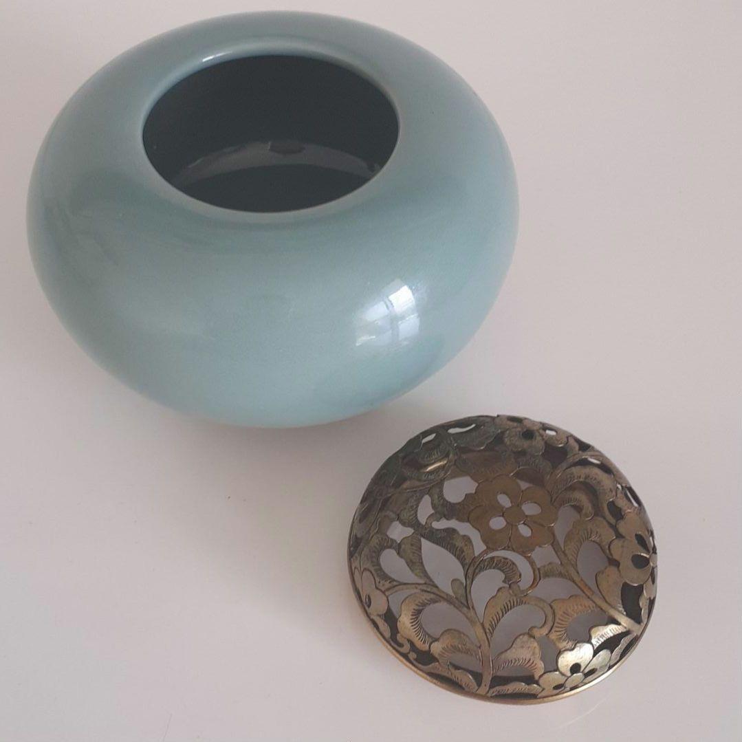 ✨青磁三足火舎香炉 透かし彫り骨董品 火舎 工芸