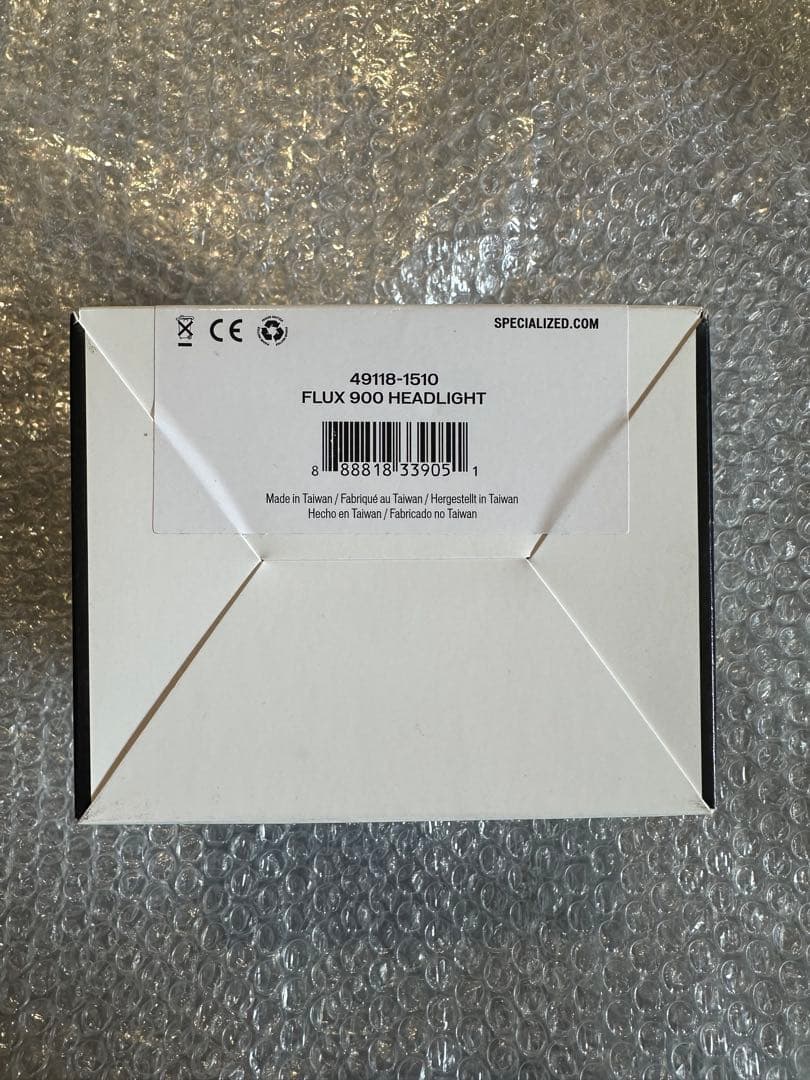 新品スペシャライズドFLUX 9.00 HEADLIGHT 900ルーメン