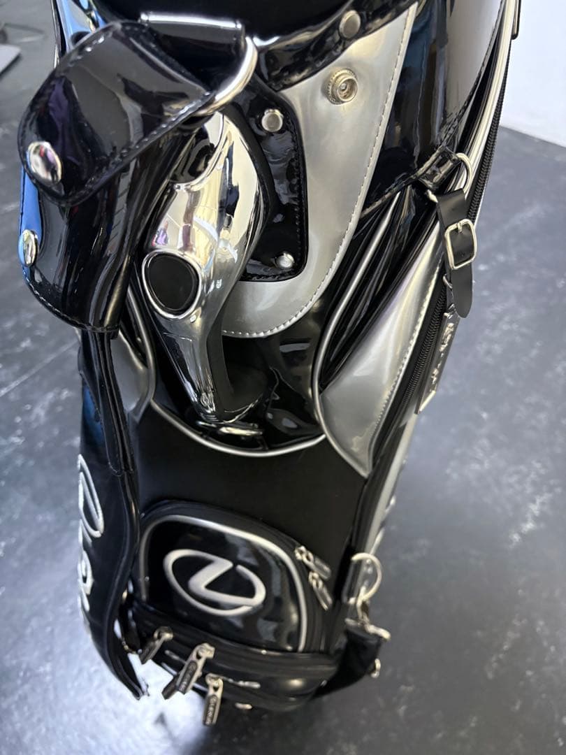 Lexus キャディバッグ ブラック/シルバー　未使用です