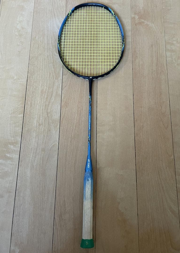 【美品】 YONEX バドミントン ラケット NANOFLARE700 5UG6