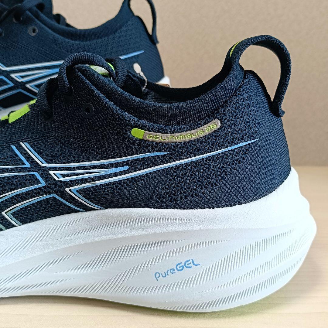 新品　asics　アシックス　Gel-Nimbus ランニングシューズ　28cm
