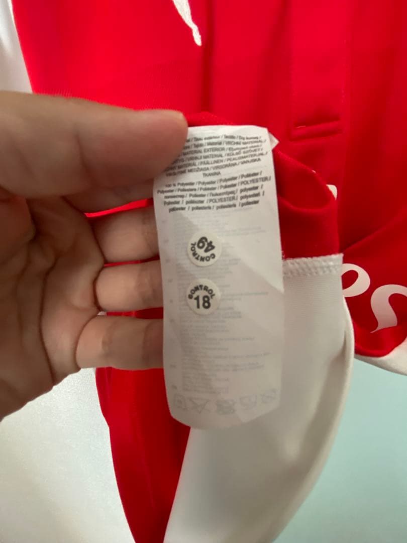 【現地購入】アーセナル2015-16シーズンホームキット　アレクシス•サンチェス