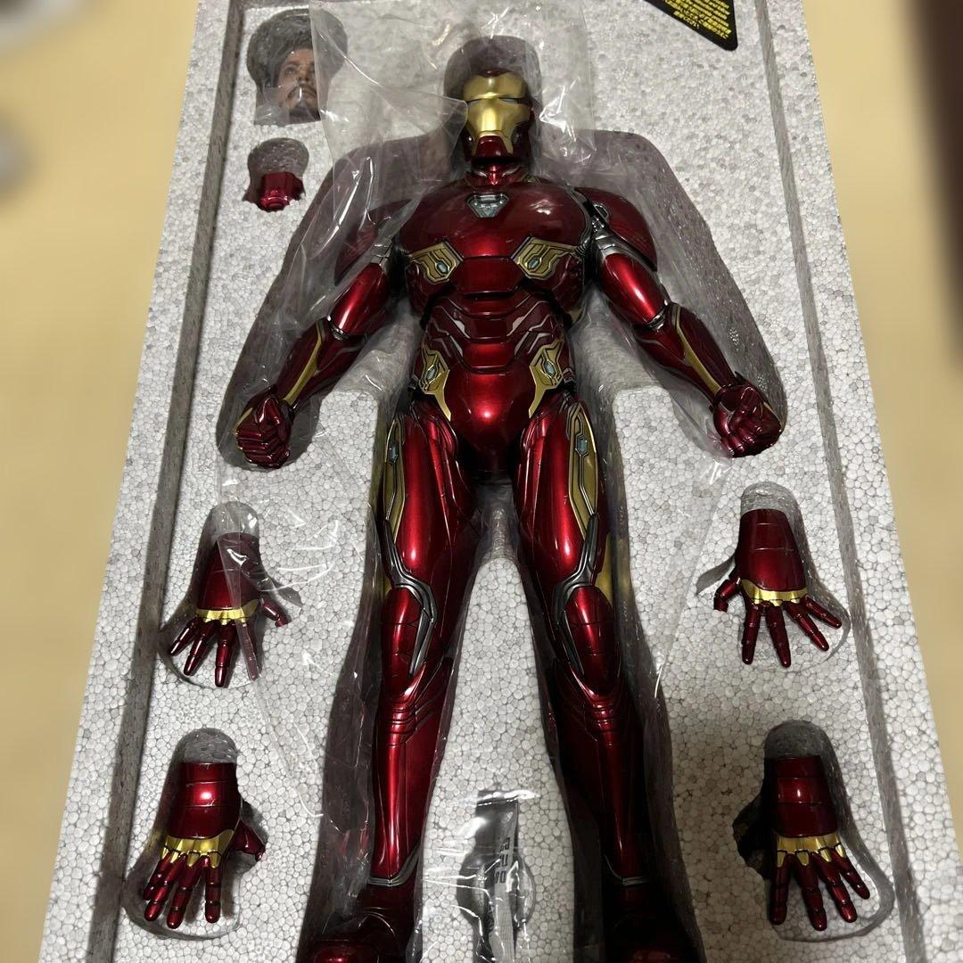 ホットトイズ　1/6アイアンマン マーク50