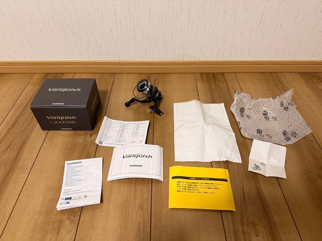 SHIMANO Vanquish C2000SHG スピニングリール
