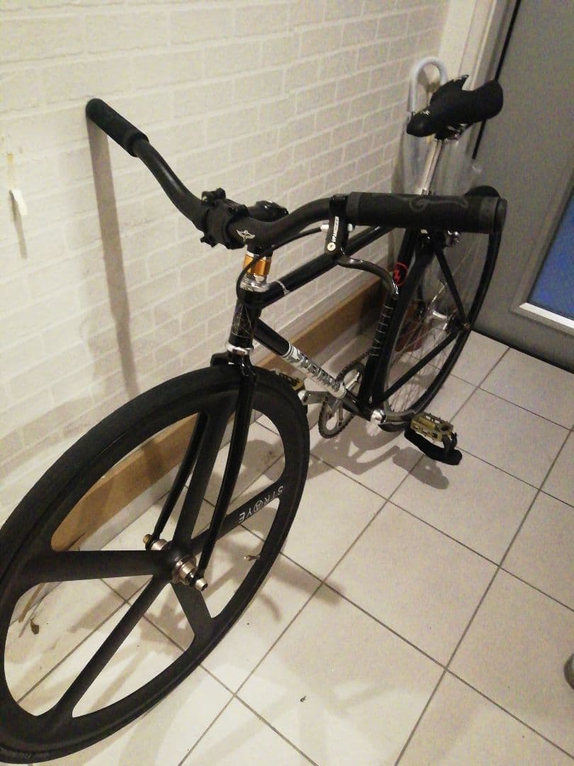 シングルスピード自転車 ブラック⚠️ フレーム、クランクくの販売です。