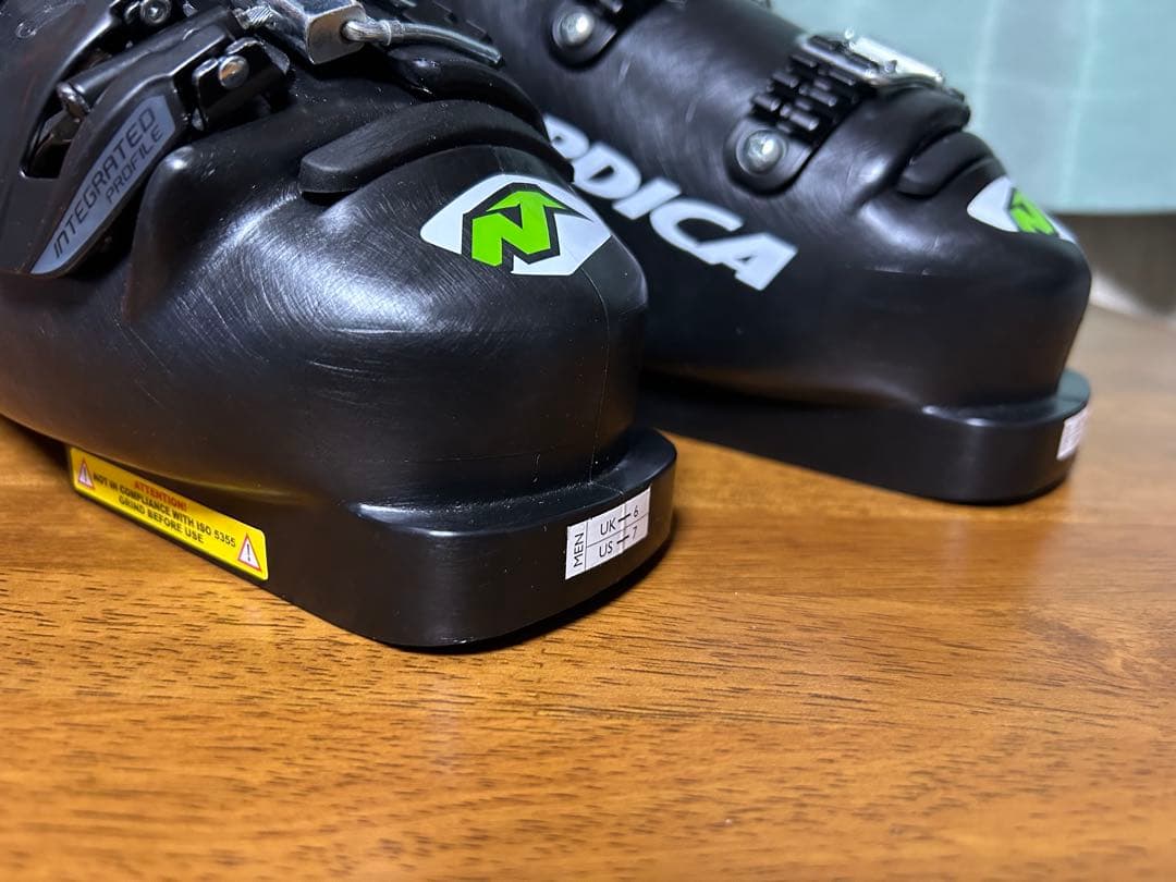 ノルディカ ドーベルマン WC EDT 130 NORDICA　新品 UK6