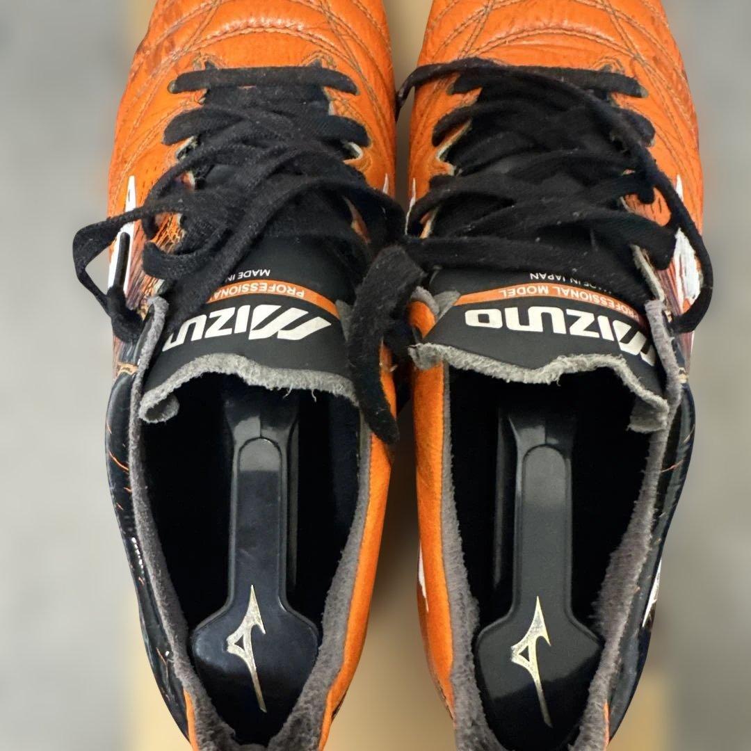 MORELIA NEO ll MIZUNO オレンジ