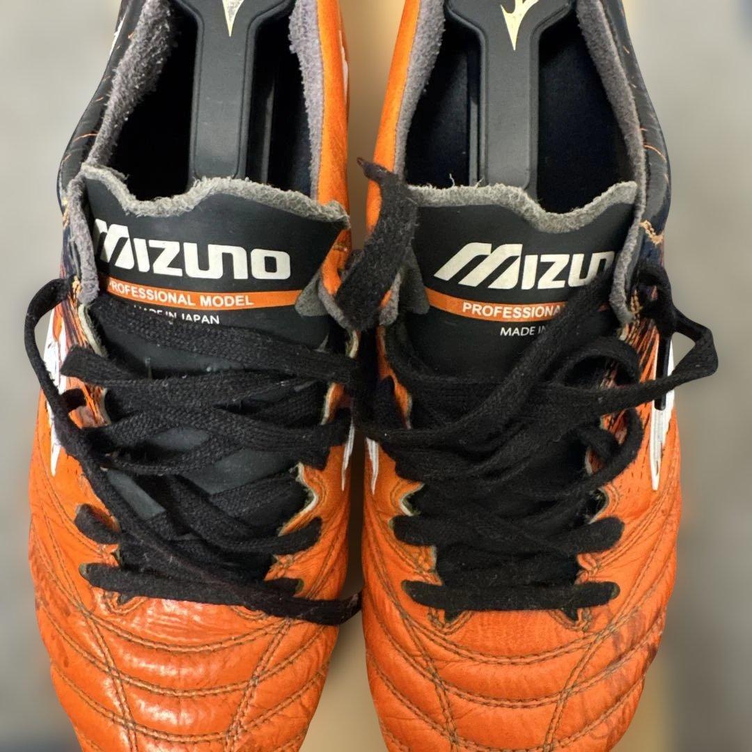 MORELIA NEO ll MIZUNO オレンジ