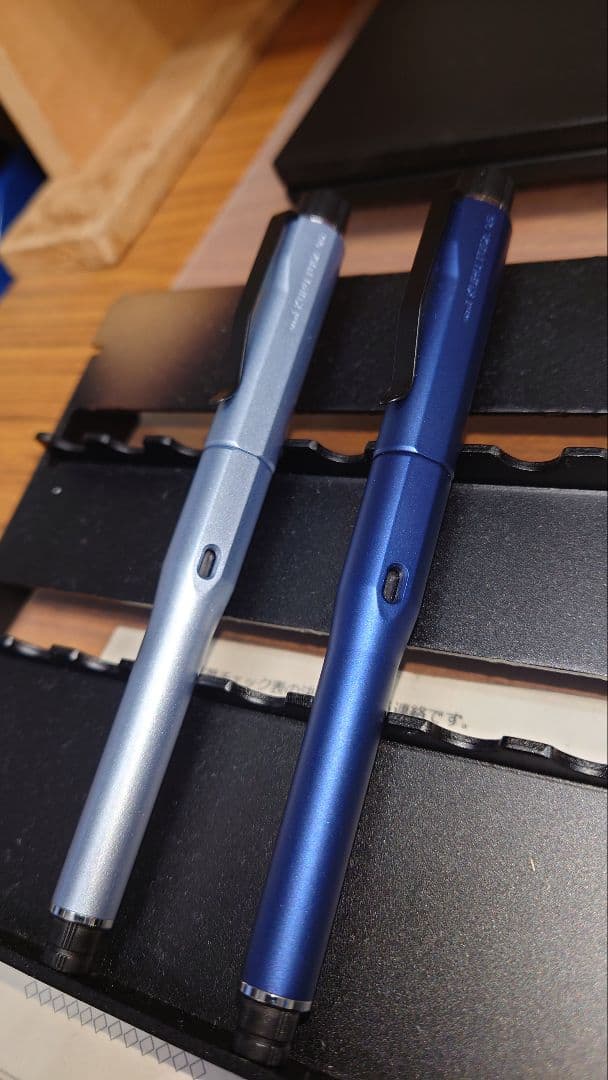 クルトガダイブ限定２色セット