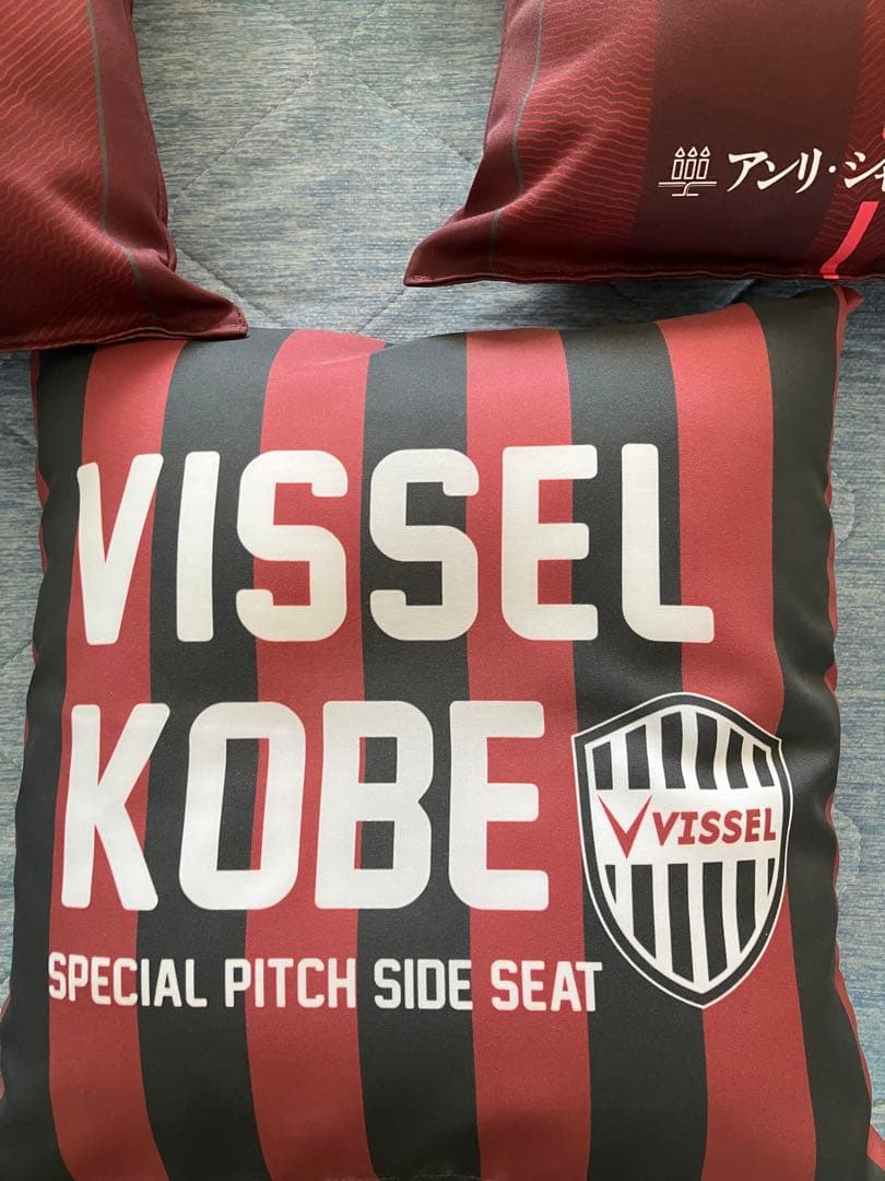 ヴィッセル神戸 ポドルスキー イニエスタ クッション3個セット