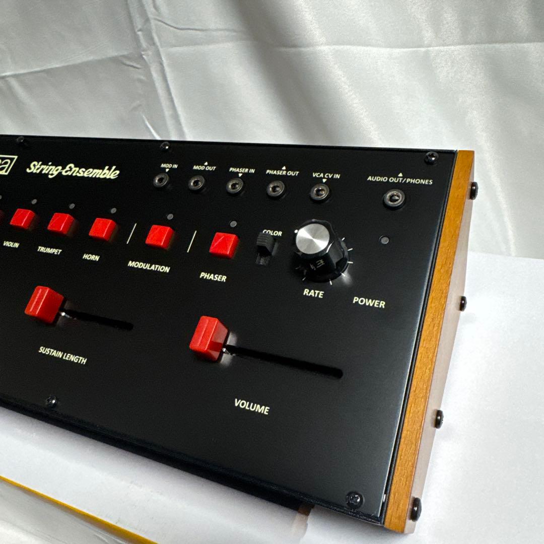 鍵盤楽器 Behringer Solina String Ensemble