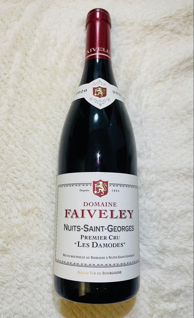 【ワイン】ドメーヌ・フェヴレ 2020 / シャトー・カルボニュー 白 2019