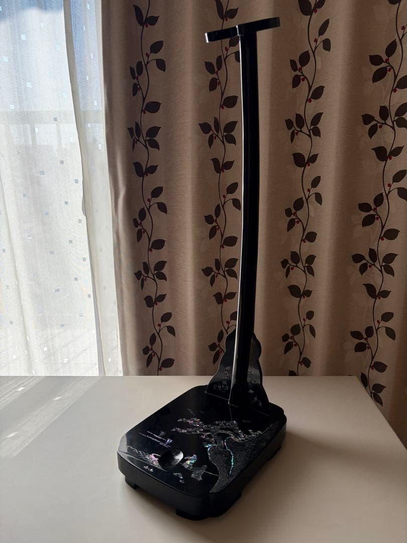 刀掛け台　縦置き　一本掛け　太刀掛け　螺鈿