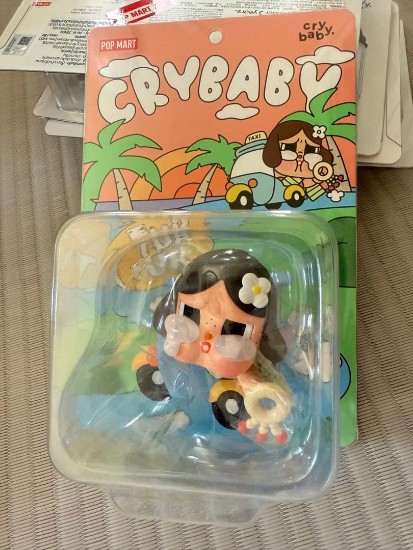 POP MART CRYBABY フィギュア　タイ　トゥクトゥク　クライベイビー