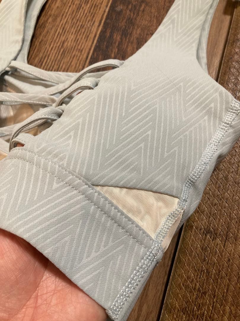 極美　emmi yoga エミヨガ　ヨガウェア　シンプル　速乾機能　S