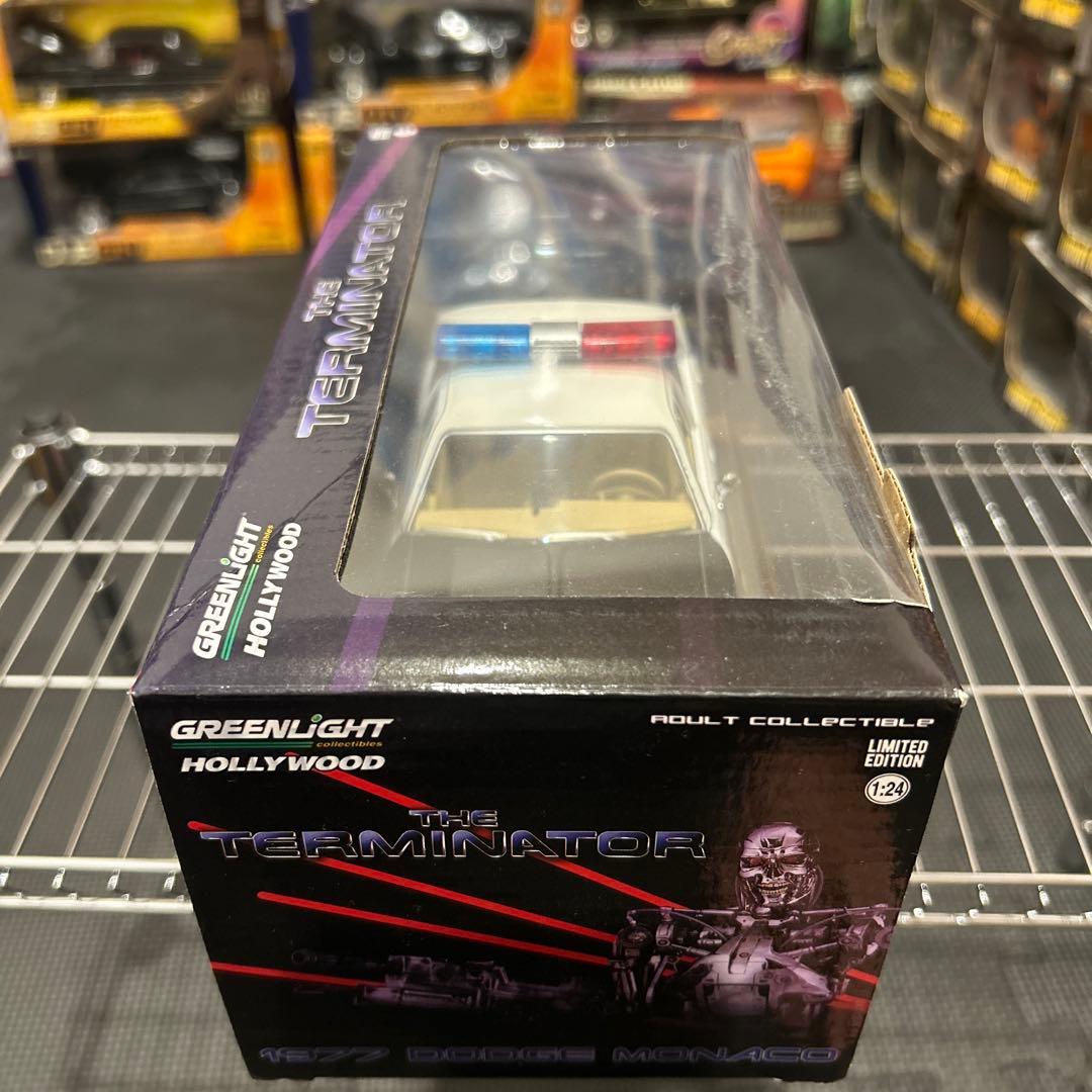 グリーンライト ターミネーター 1977 DODGE MONACO ミニカー