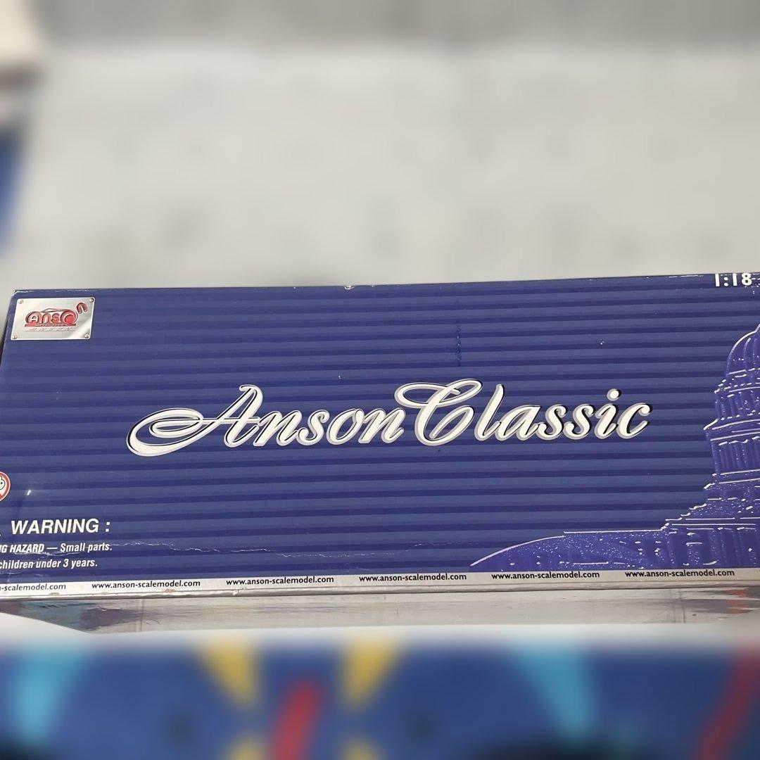 アンソンモデルカー1/18 プリムスフューリー