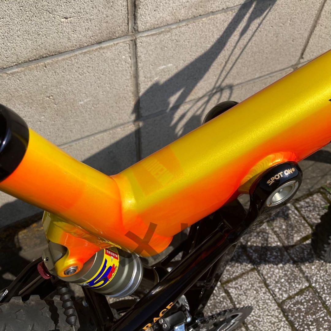 コ*ビ様 【フレーム,Fサス新品】 Mantra クライン