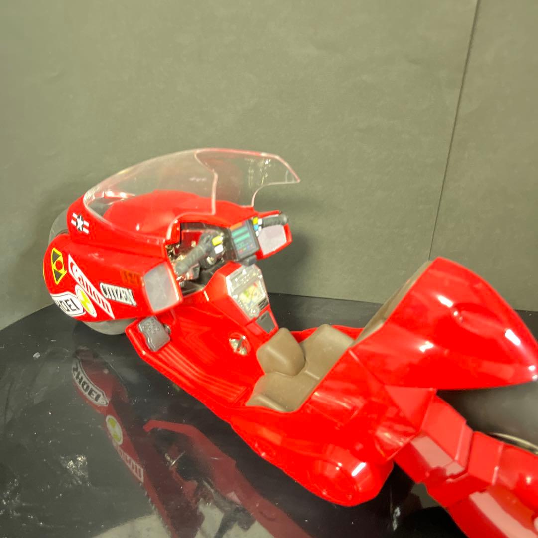 AKIRA ショタロウ・カネダ 1/6スケール&バイク