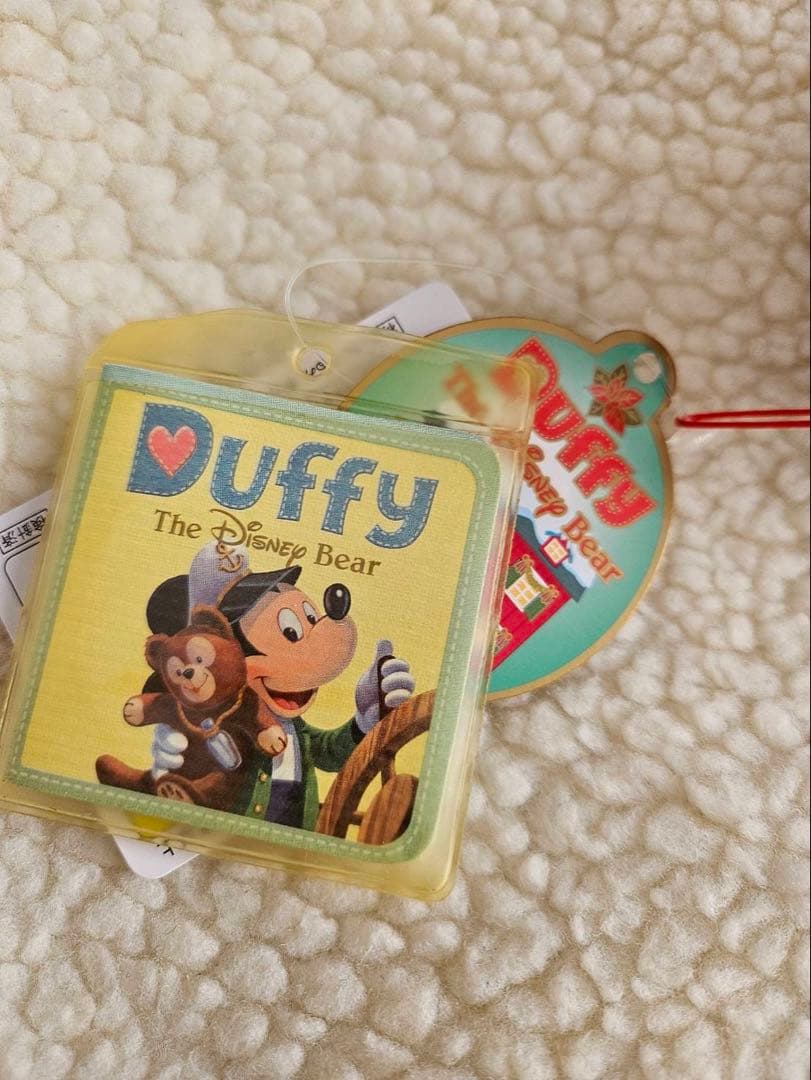 ディズニー　ダッフィー　ぬいぐるみストラップ