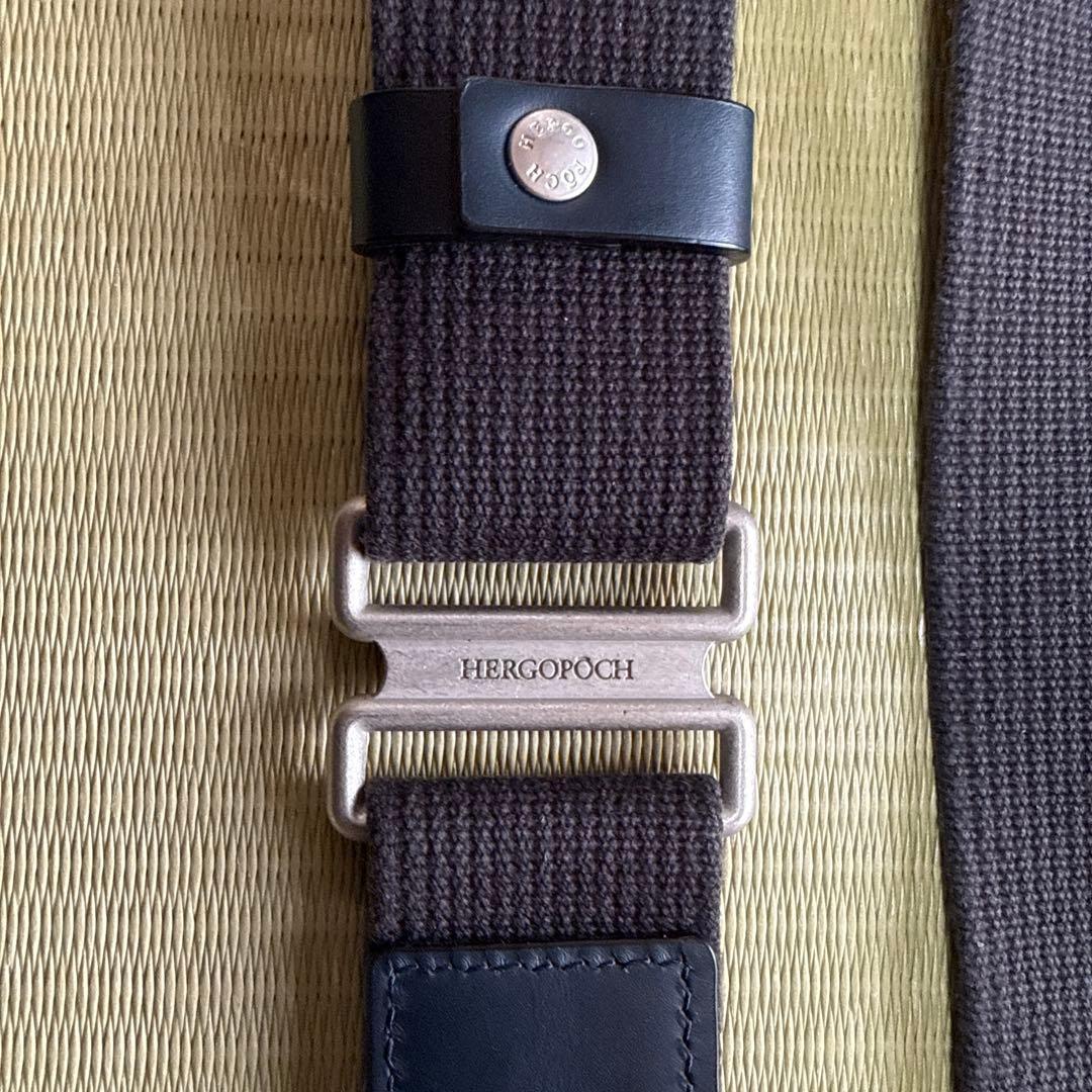 HERGOPÖCH ネイビー ショルダーバッグ