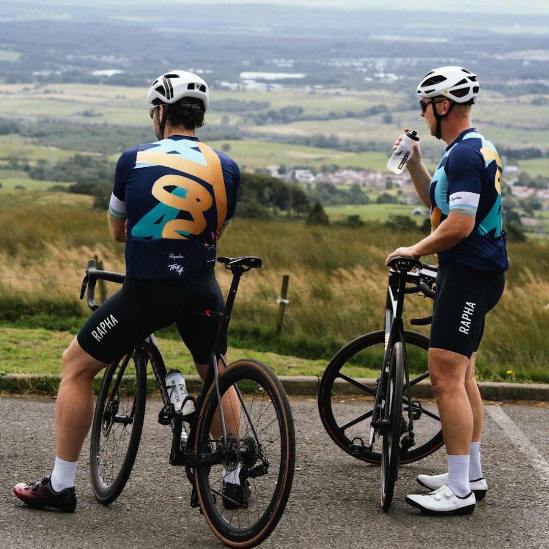 新品 Rapha 特別限定版 ツールド4 メンズ ジャージ Sサイズ 半袖