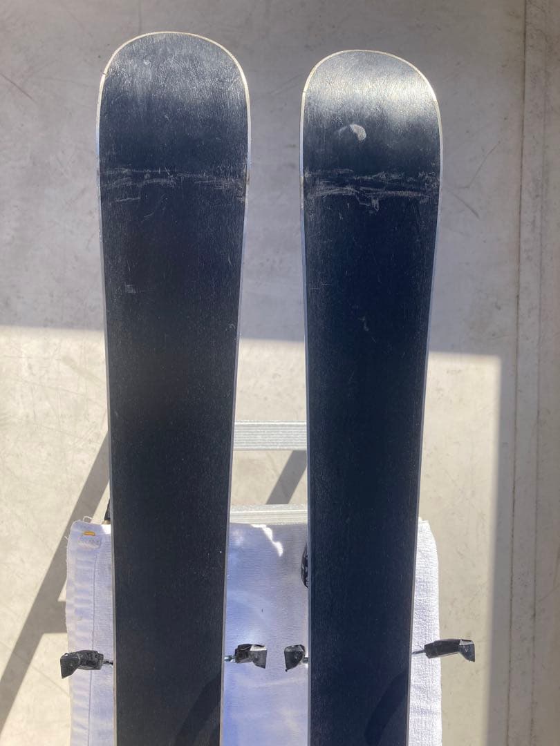 ショートスキー(ファン ミッド ミドル)板　SALOMON ショートカート125