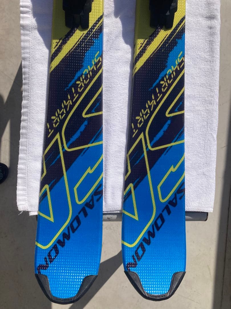 ショートスキー(ファン ミッド ミドル)板　SALOMON ショートカート125