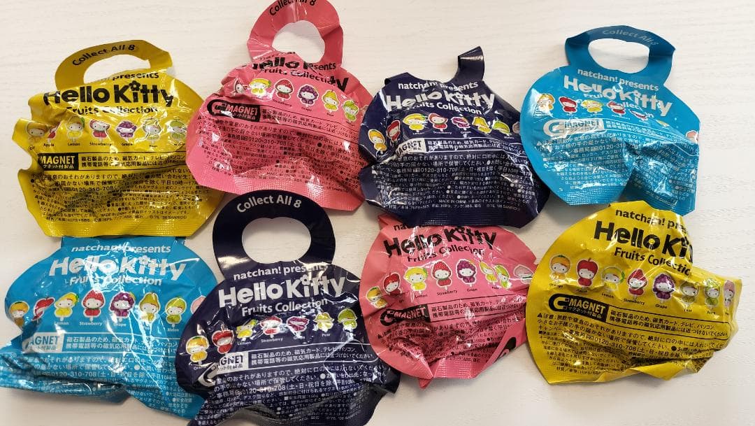 平成レトロ　未開封　ハローキティ　フルーツマグネットフック　非売品