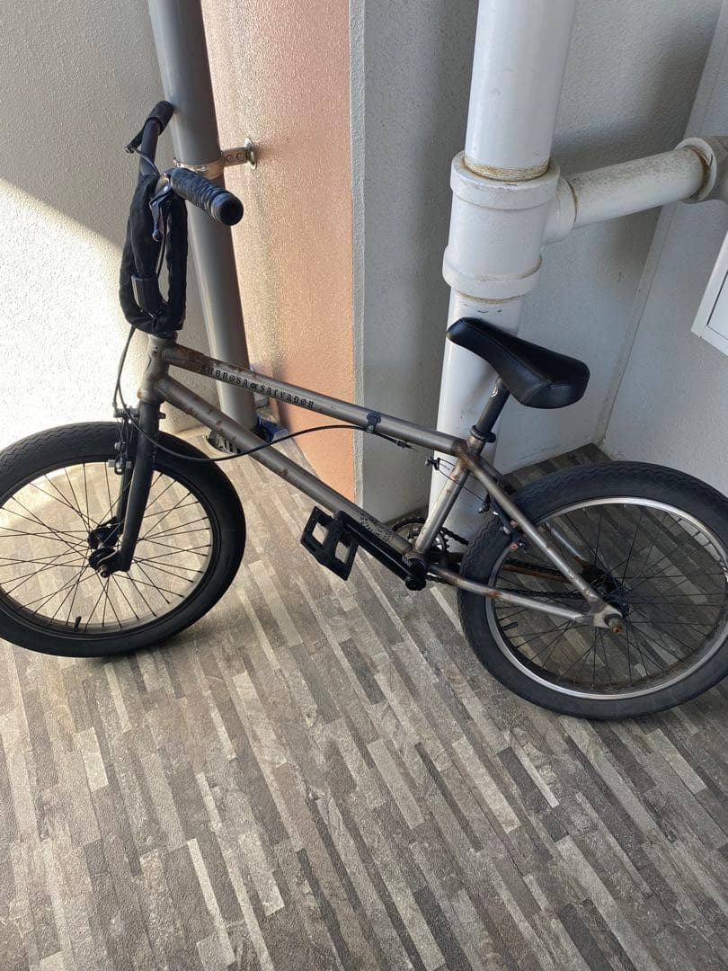 BMX 自転車 20インチ シルバー　subrosa サブローザ