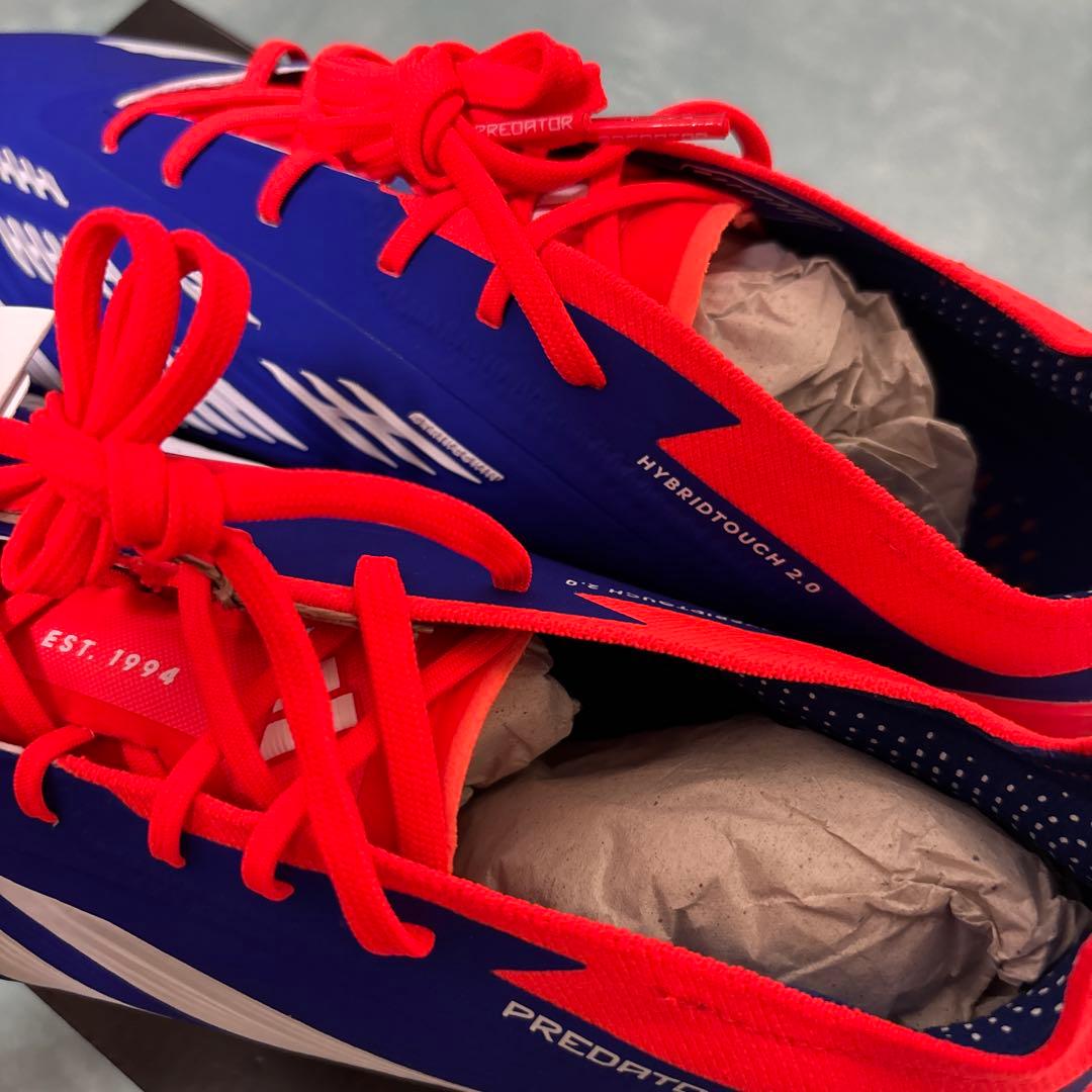 【新品未使用】 アディダス　サッカースパイク　プレデター　FG