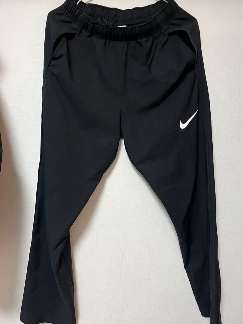 美品　Nike ジャージ上下セット DRIFIT 上Ｍ　下Sサイズ