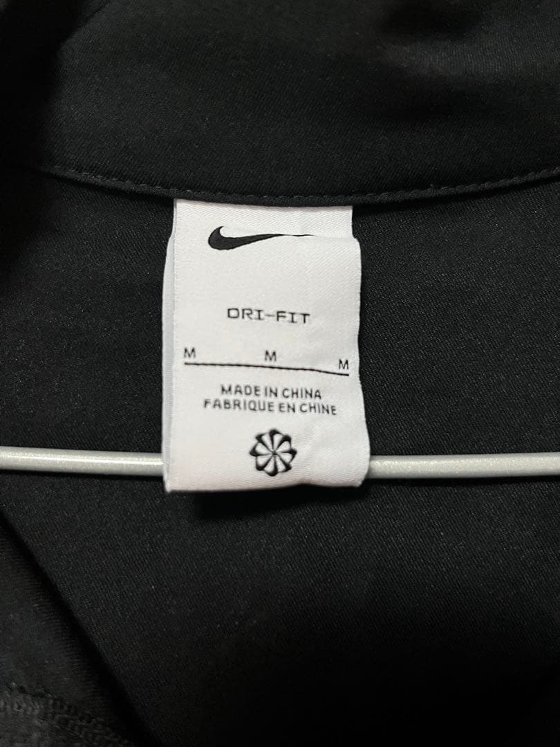 美品　Nike ジャージ上下セット DRIFIT 上Ｍ　下Sサイズ