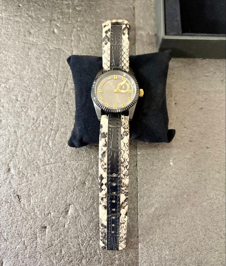 龍が如く 真島吾朗　モデル 腕時計　SuperGroupies