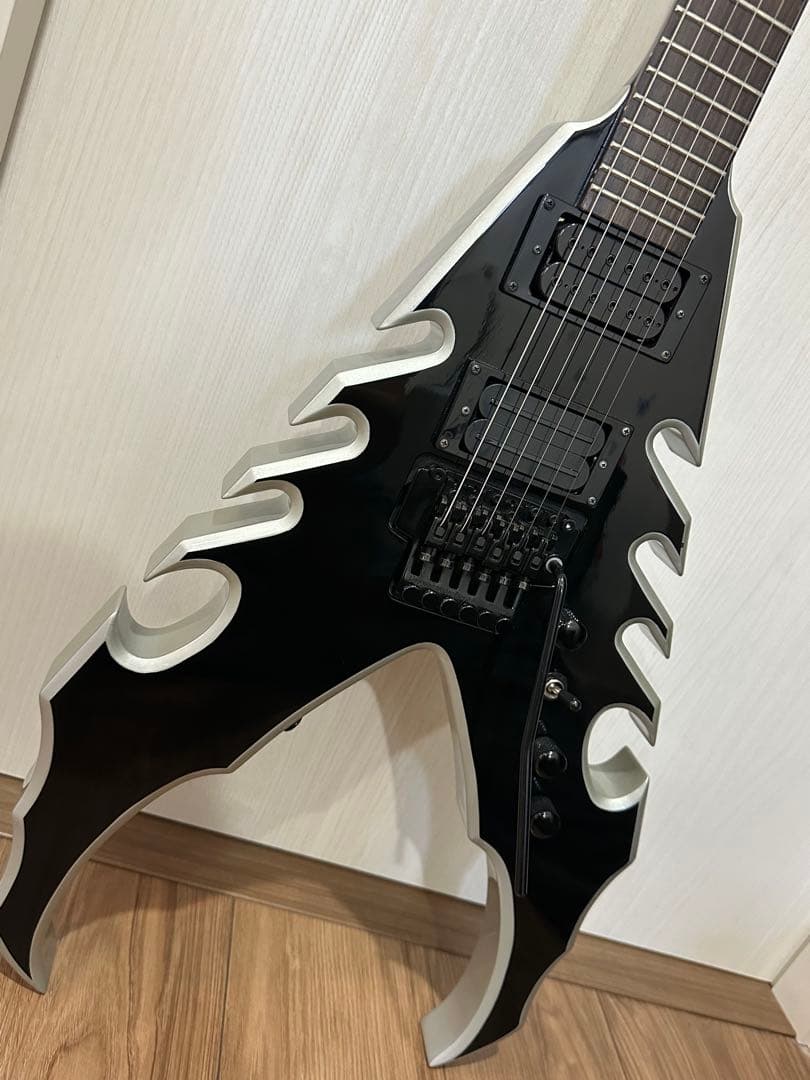 Moser Bastard V モーザー　　B.C.rich 変形ギター