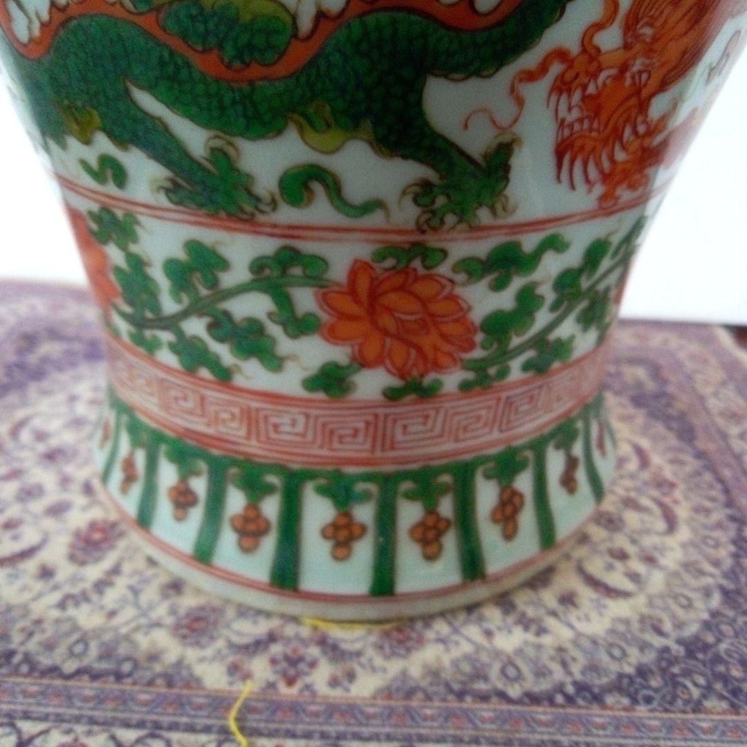 中国古玩　大明嘉靖年製　色絵龍紋様 梅瓶