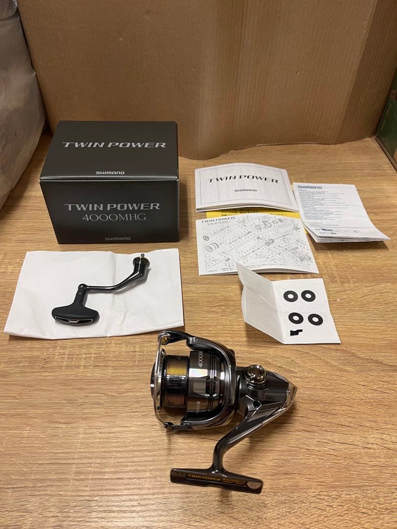 SHIMANO シマノ　24 ツインパワー4000MHG