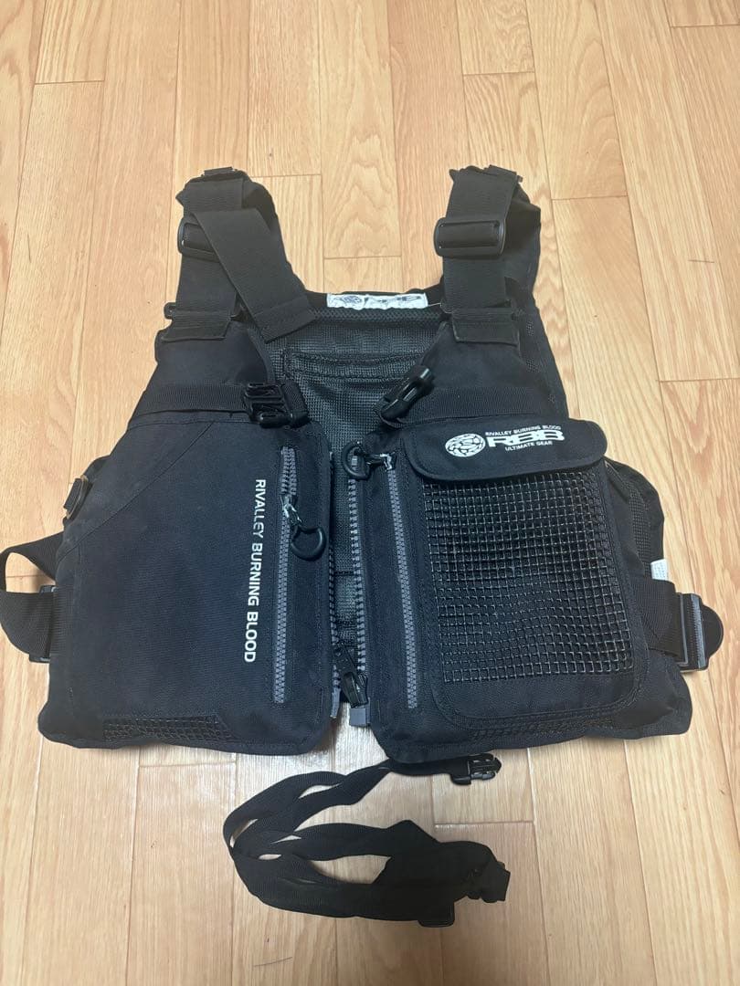 RBB リバレイ ロックショアベスト フィッシングベスト　ライフジャケット