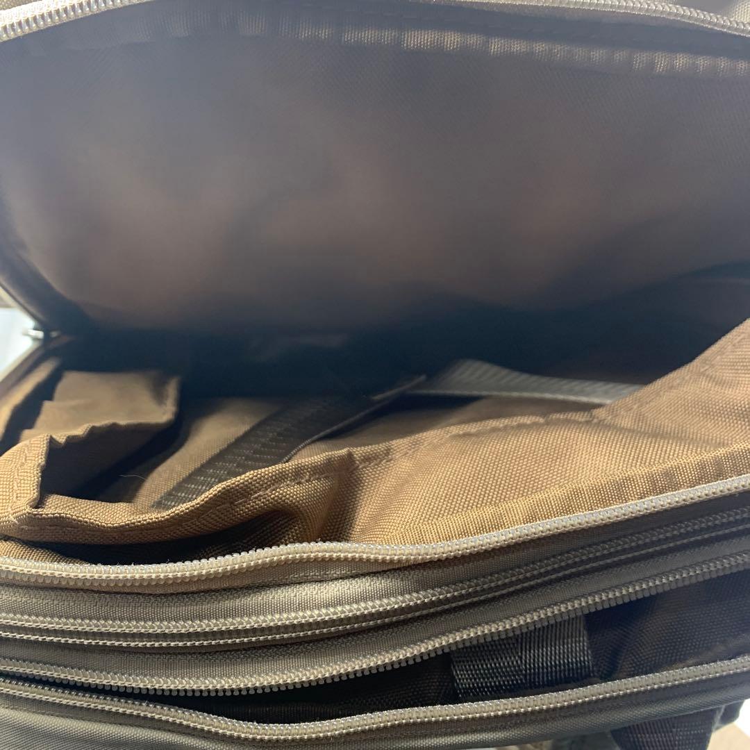 【s.t154】AWW 多機能バックパック　大容量　ベージュ