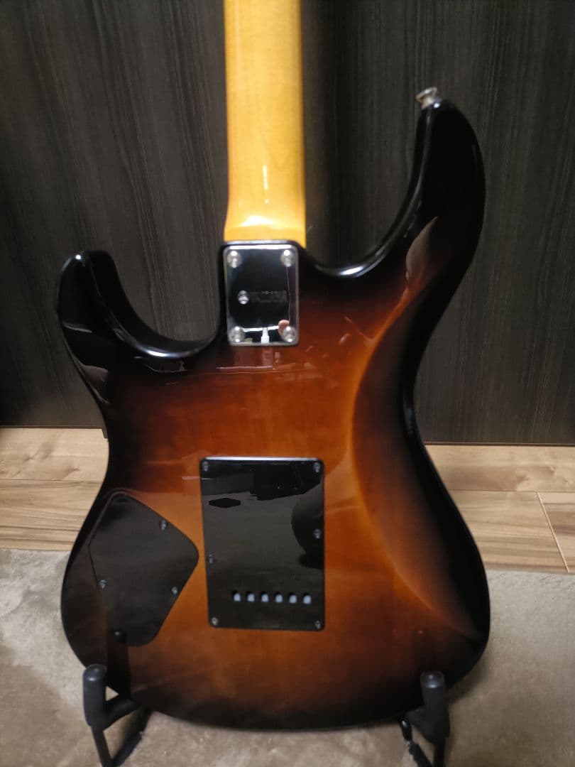 YAMAHA ヤマハ PACIFICA PAC611VFM ケース付