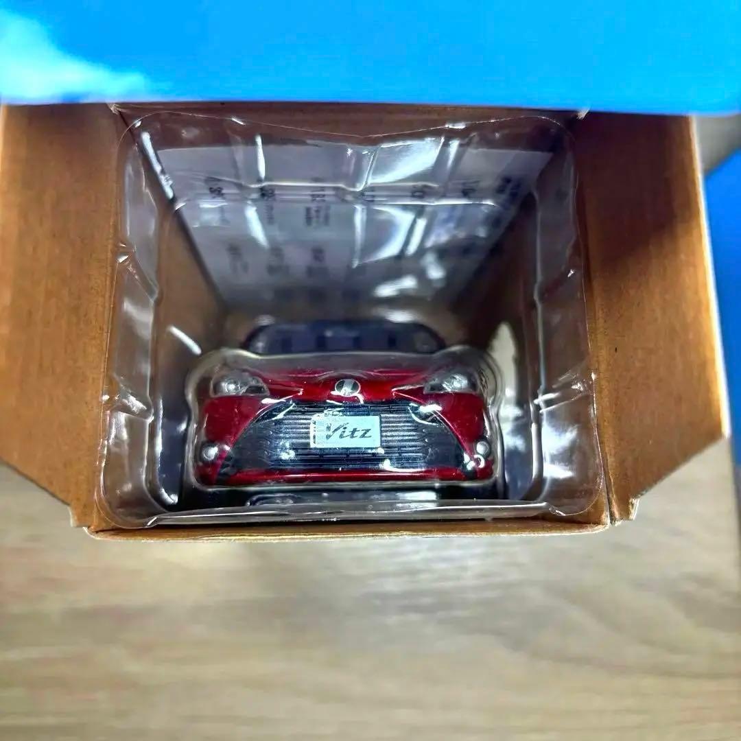 非売品 トヨタ ヴィッツ ジュエラ 後期型ダークレッド カラーサンプルミニカー