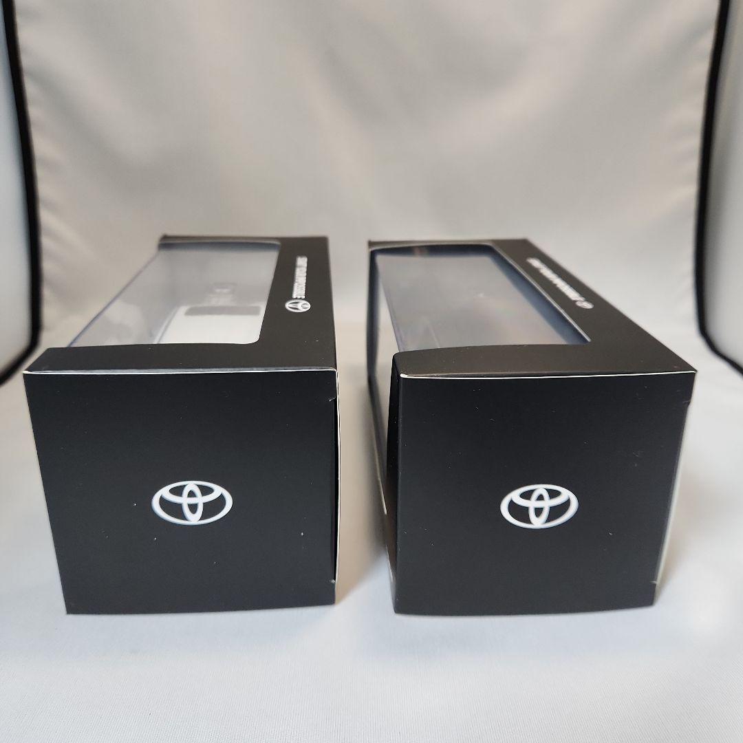 新型　ランドクルーザー　30　ブラック　ホワイト　セット売り