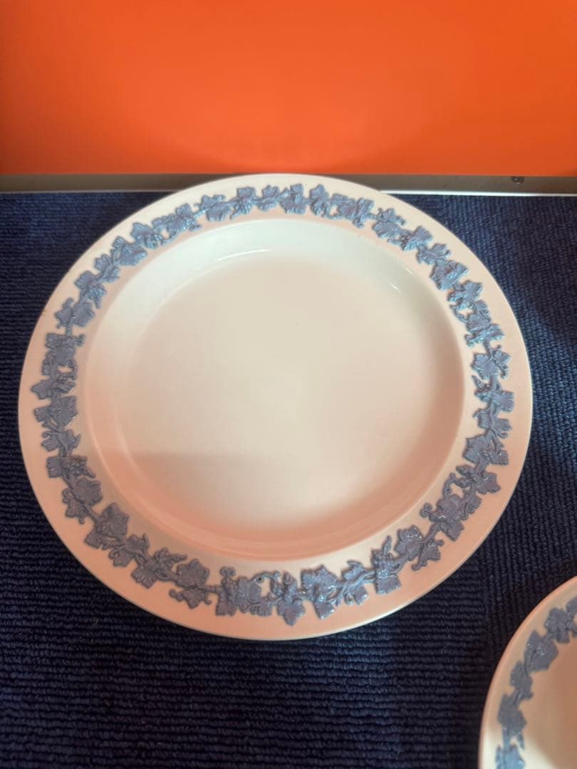 2046 ウェッジウッド クイーンズウェア カップ＆ソーサ1客　鉢1客　皿1客