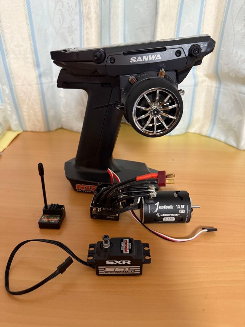 SANWA M12S 送信機とブラシレスモーターセット